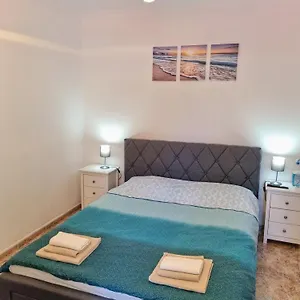  Homestay Newly Decorated Close To Spain